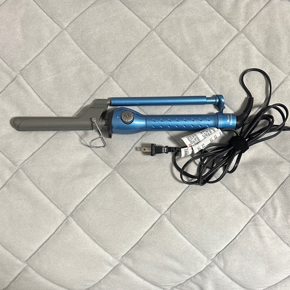 Small Curling Iron - Picture 2 of 3